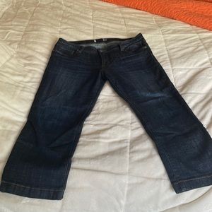 Kut from the Kloth Dark Wash Capris